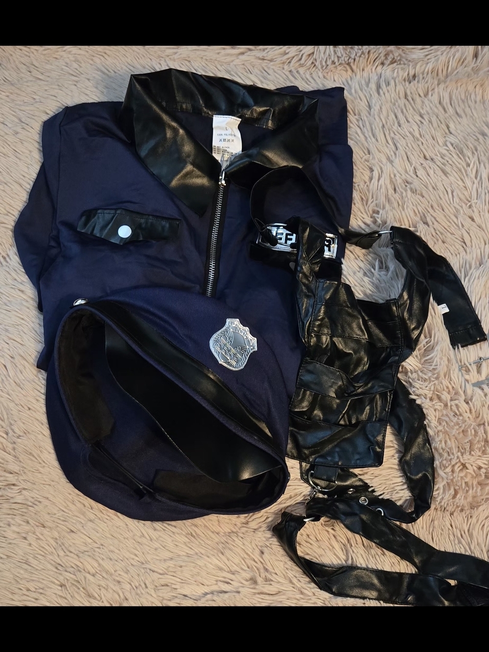 Police Costume #1352 - Picture 6 of 14
